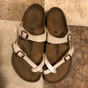 Graceful Pearl White Mayari Birkenstock brand new!